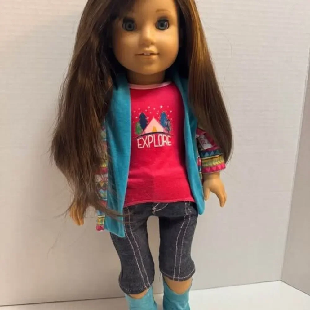 American girl doll - Picture 9 of 9